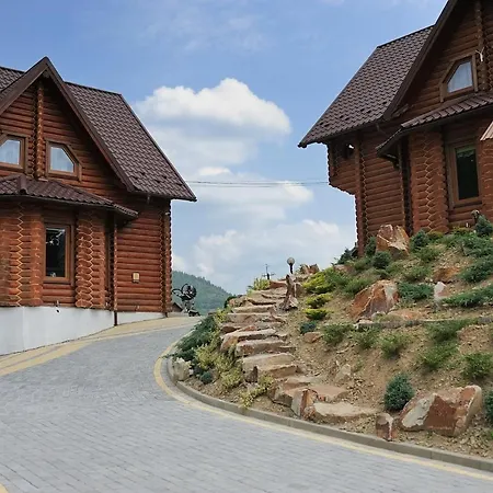 смарагдовий пагорб * Plave