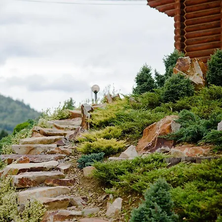 смарагдовий пагорб Plave