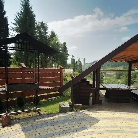 смарагдовий пагорб *