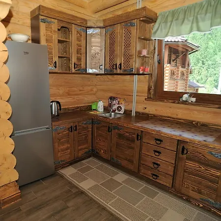 смарагдовий пагорб Plave