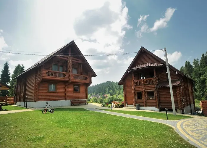 смарагдовий пагорб *